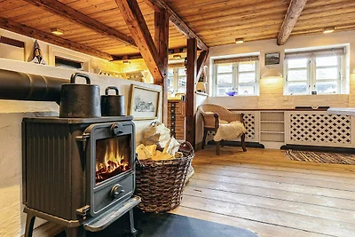 4 persone case ad Asaa