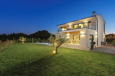 Villa in Labin mit Schwimmbecken