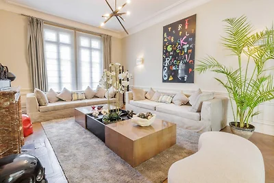 Luxe herenhuis met tuin in het hart van...