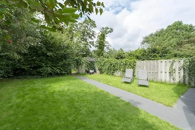 Schöner Bungalow in Strandnähe für 5 Gäste