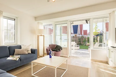 Luxuriöse, stattliche Villa in einem Ferienpa...