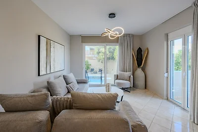 Villa am Hang in der Nähe des Strandes...