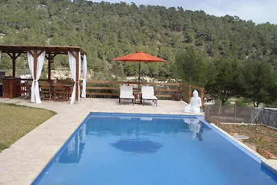 Schöne Villa mit Schwimmbad