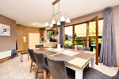 Modernes Ferienhaus in Durbuy mit Garten