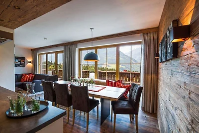 Luxe chalet met vier badkamers, bij een...