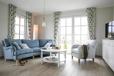 Luxus Reetdachhaus in Fuhlendorf mit Sauna