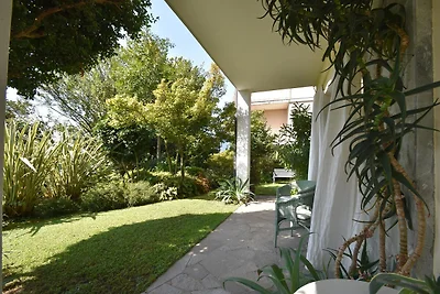 Chalet am Lago Maggiore mit Gartenblick