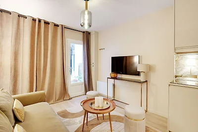 Ferienhaus mit 2 Zimmern in Batignolles