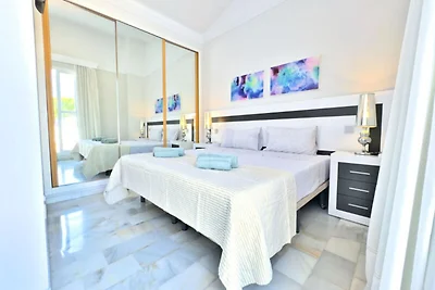 Huis in Marbella met Zwembaden en Tuinen