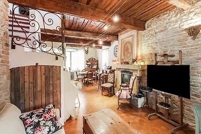 Charmantes Ferienhaus in Lorgues mit Pool