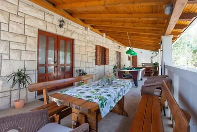 Charmantes Ferienhaus mit privatem Pool