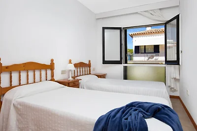 Apartment for 6 people in Spain
