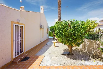 Moderne Villa in Benijófar mit privatem Pool
