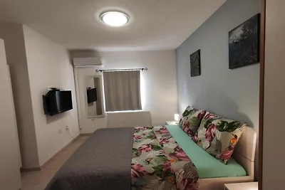 Holiday House Emma - Two Bedroom Holiday Home...