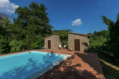 Komfortable Villa in Santa Fiora mit...