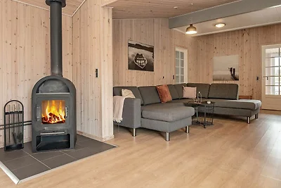 24 Personen Ferienhaus in Øster Assels