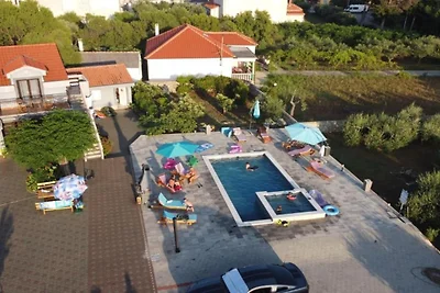 Apartments Franica with Heated Pool and Hot-T...