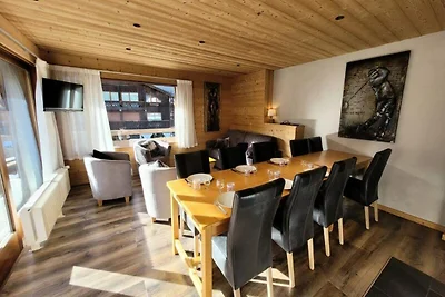 Komplett renovierte Wohnung am Fuße der...