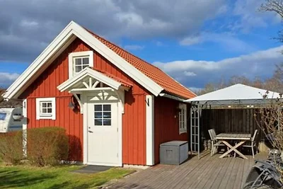 3 person holiday home in LINNERYD