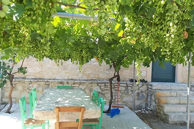 Schönes großes traditionelles griechisches Ha...