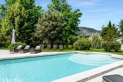Appartamento nel Luberon con piscina...