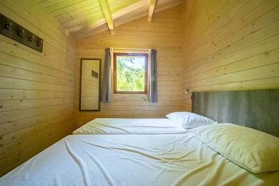 Nice chalet with combimicrowave, 20km from...