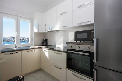 Apartments Happy Holiday - One Bedroom Apartm...