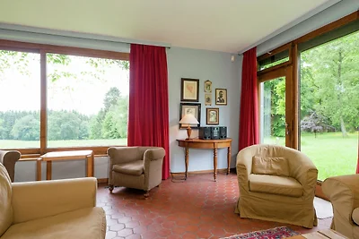 Rustikaler Rückzugsort in Houvegné