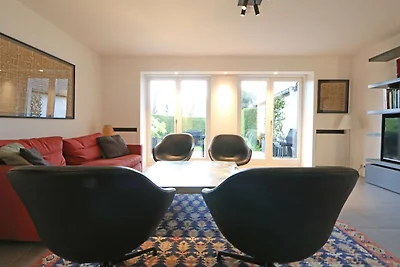 Wohnung in einer Villa mit Garten