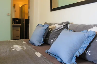Two Bedroom Apartment with Sea View and Priva...