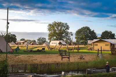 Feestelijk glampingdorp in Zuna