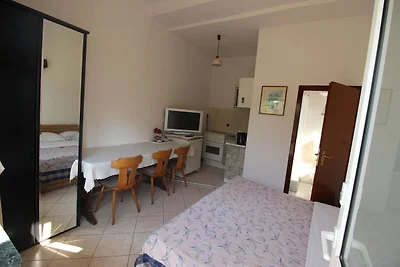 Wohnung in Starigrad Paklenica