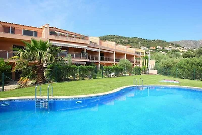 Wohnung in El Mas Isaac mit Pool
