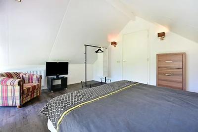 Chalet in Reutum mit Sauna und Natur