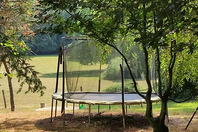 Tranquillo cottage a Englancourt con terrazza