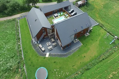 Villa in Manhay mit privatem Pool