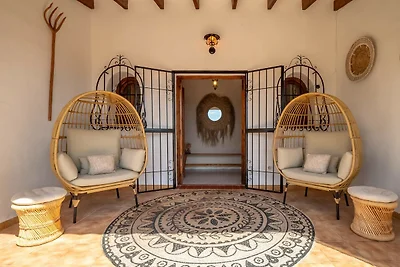 Villa con giardino e piscina privata ad...
