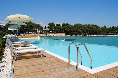 Residence Premium Crvena Luka Apartments