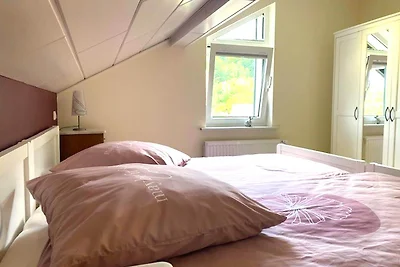 Charmantes Ferienhaus in Jünkerath mit Garten