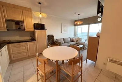 Prachtig appartement met zeezicht en balkon