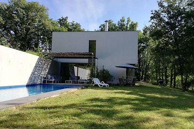 Lussuosa casa vacanze sul fiume a Boissières