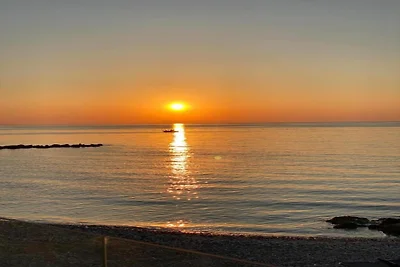 Spaziosa villa con vasca idromassaggio a...