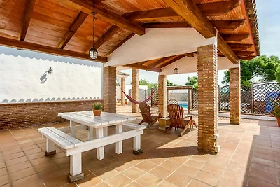 Villa mit beheiztem Pool am Strand von...