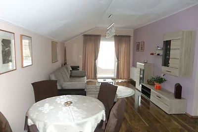 Apartments A&D - One Bedroom Apartment with T...