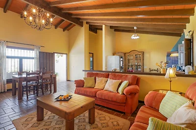 Schönes Ferienhaus mit privatem Pool
