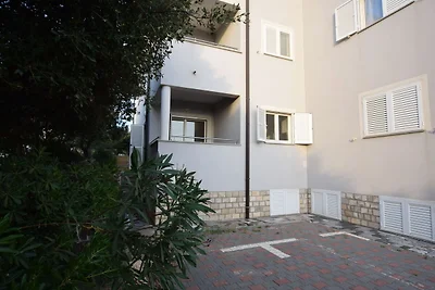 Großzügige Ferienwohnung mit Terrasse in...
