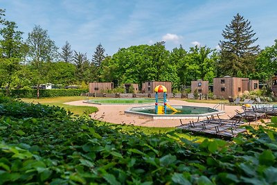 Moderna casa in un parco vacanze, adiacente a...