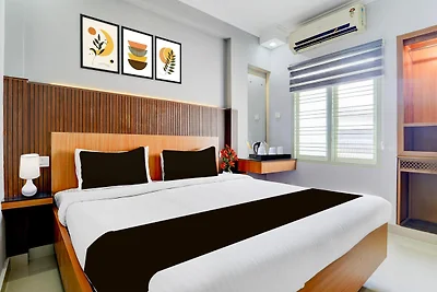 Collezione O Market Road Ernakulam