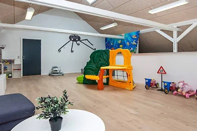 8 Personen Ferienhaus in Henne