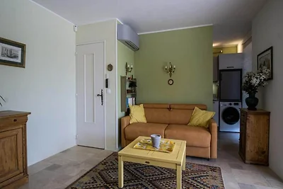 Maison De La Bandine